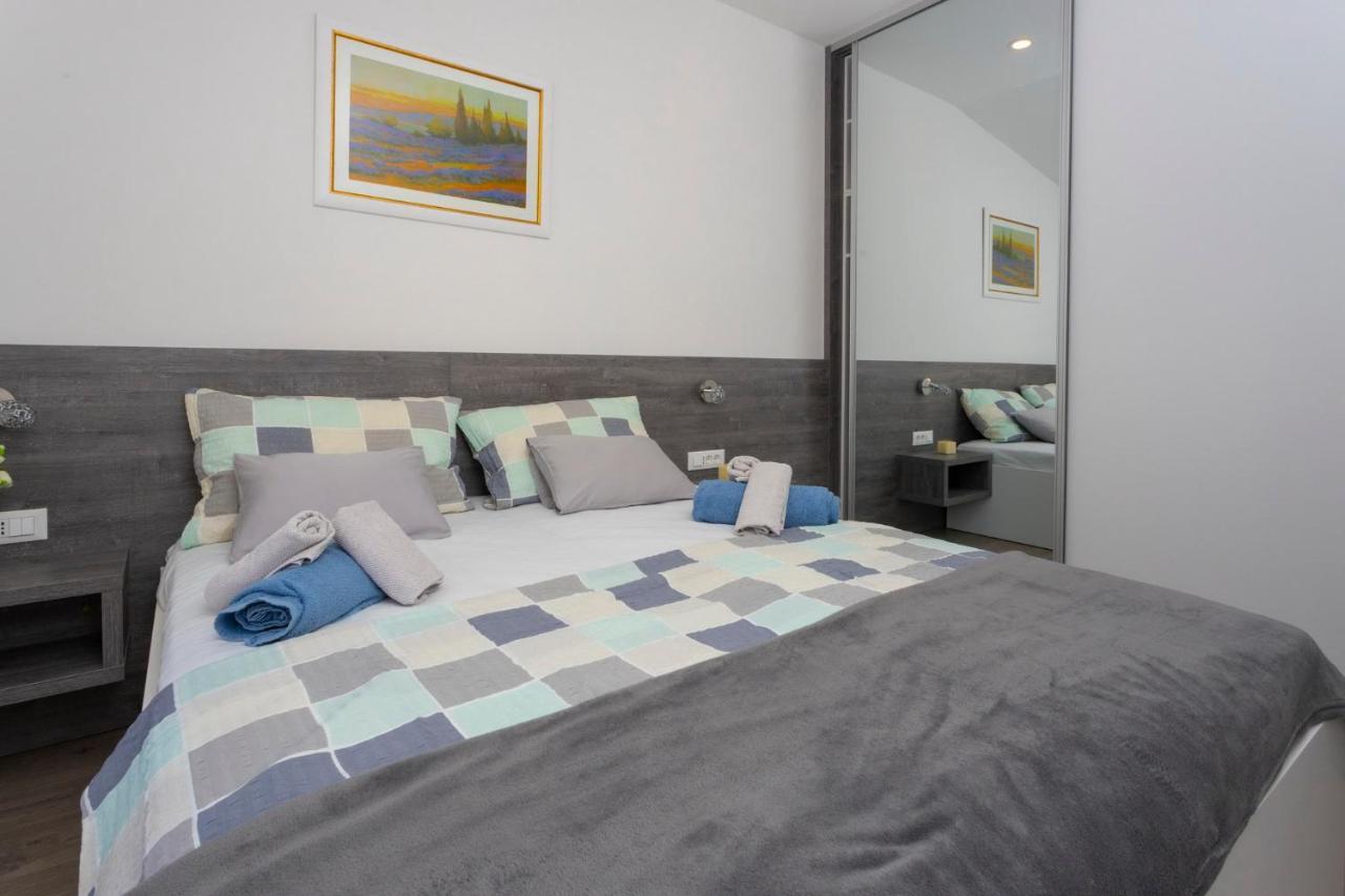 Koko Apartment Makarska Exterior foto