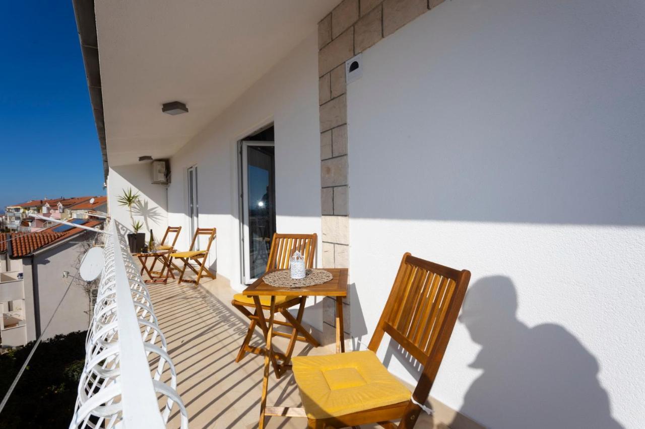 Koko Apartment Makarska Exterior foto