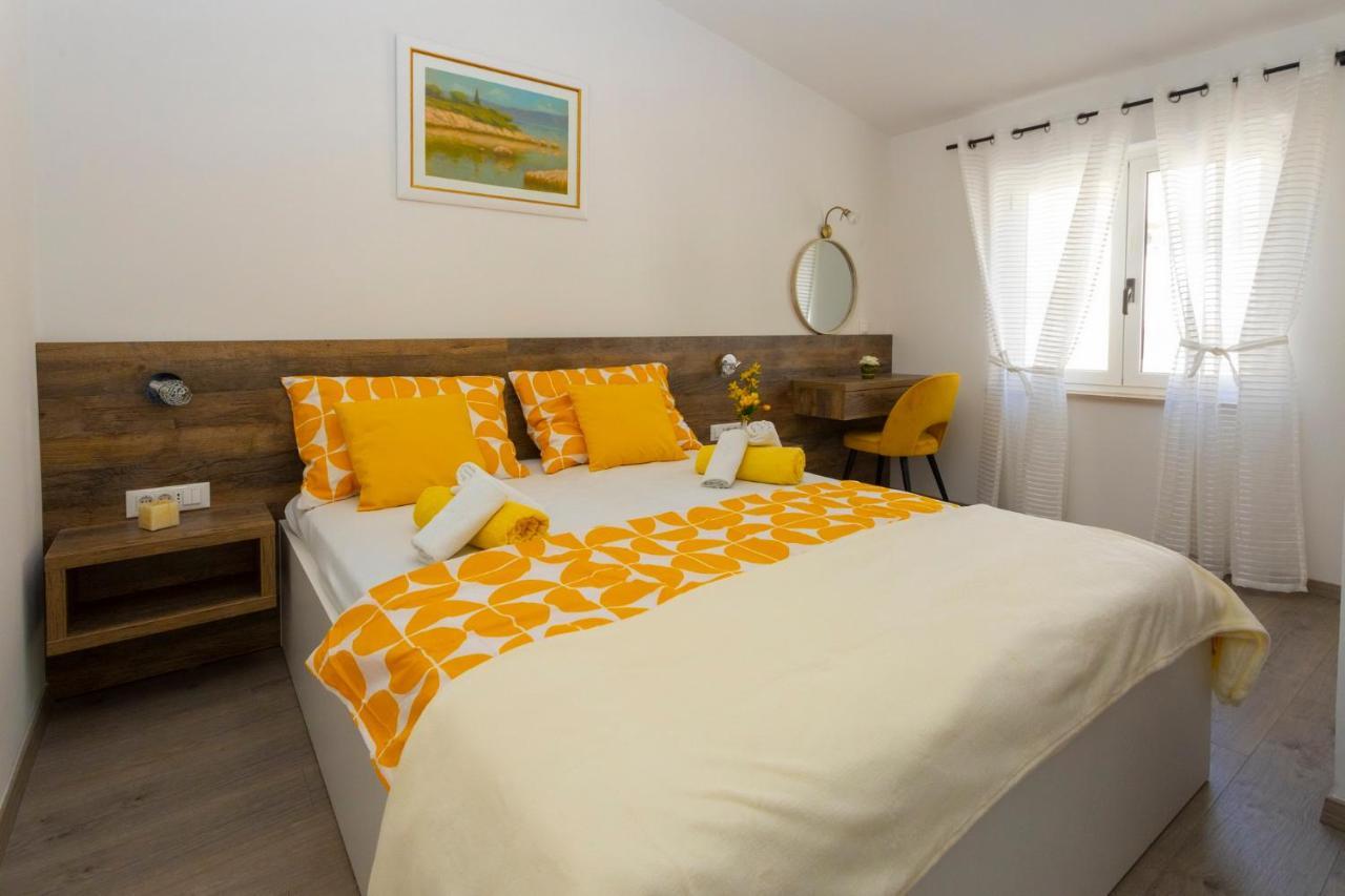 Koko Apartment Makarska Exterior foto