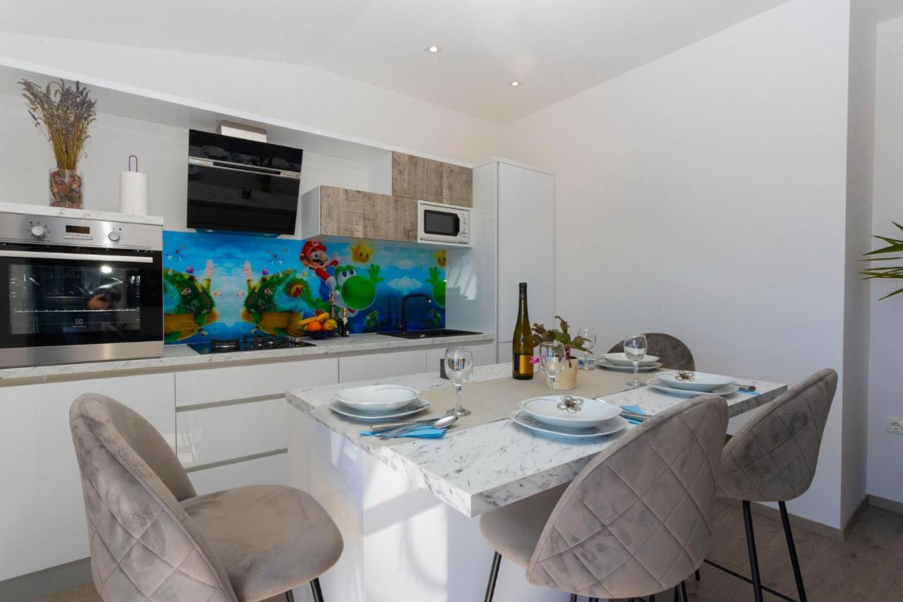 Koko Apartment Makarska Exterior foto